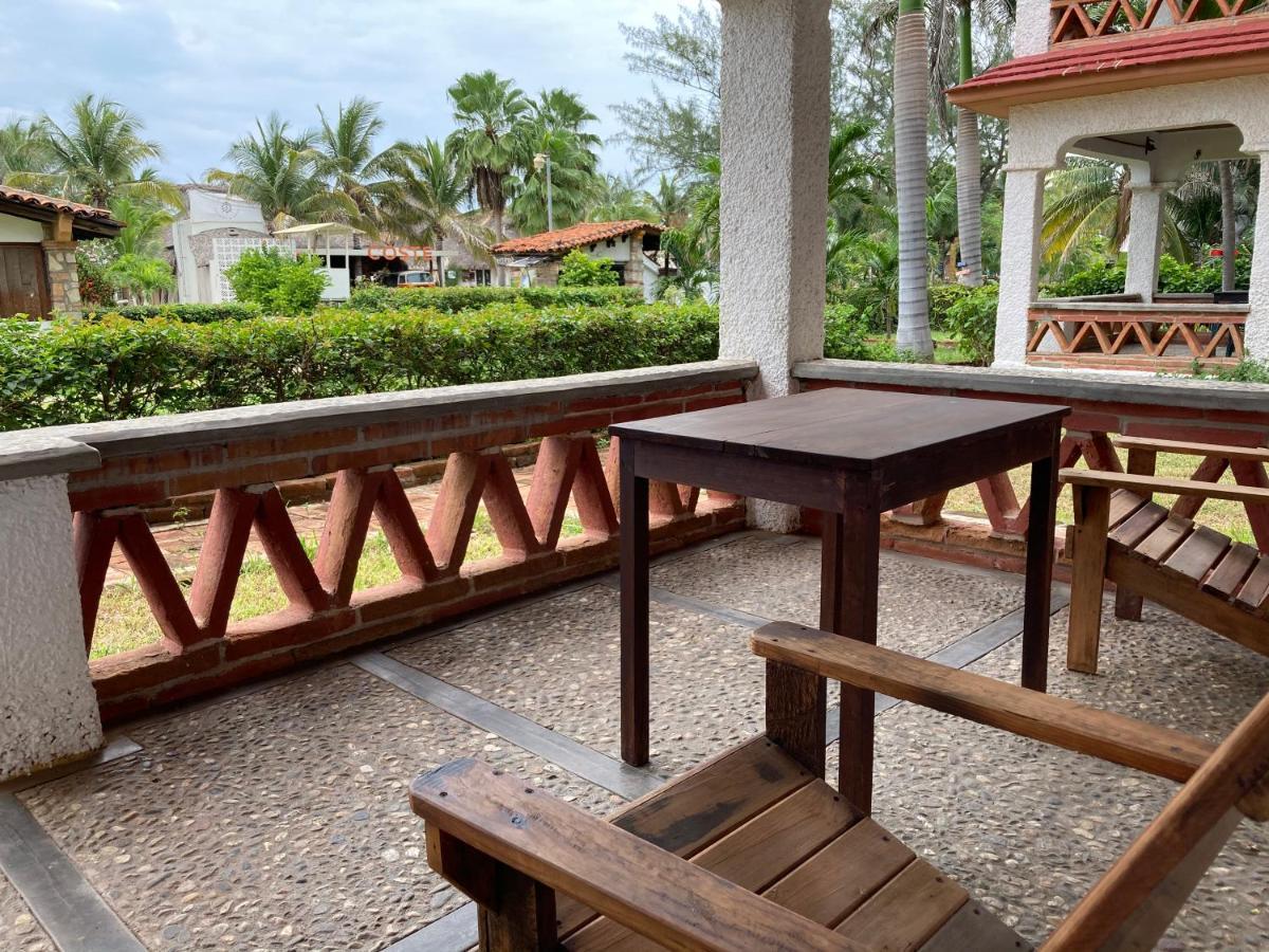 Hotel Arcoiris Puerto Escondido  Exterior photo