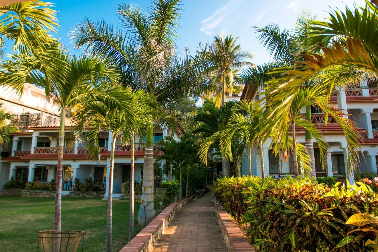 Hotel Arcoiris Puerto Escondido  Exterior photo